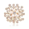 Blomma Formad Strass / Pärlor Brosch Guldig<VSmycken Fashion