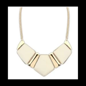 Choker Necklace - Guldig Beige Halsband<VSmycken Sale