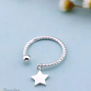 Fin ring i äkta 925 silver med stjärna<VSmycken Online