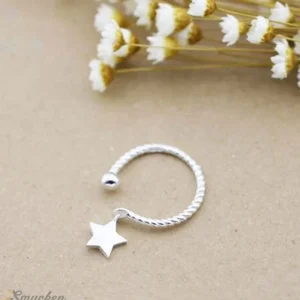 Fin ring i äkta 925 silver med stjärna<VSmycken Online