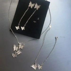 Söta fjärilar smyckeset i silver & Cubic zirconia<VSmycken New