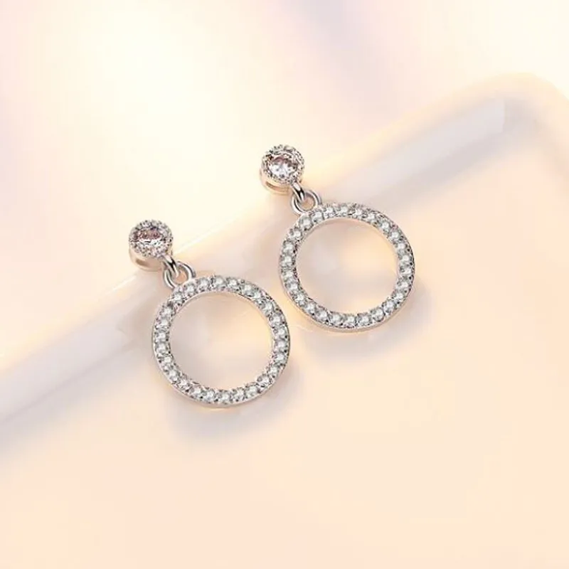 kta__silver_cubic_zirconi_1.webp Äkta 925 silver cubic zirconia cirkulär örhängen<VSmycken Discount