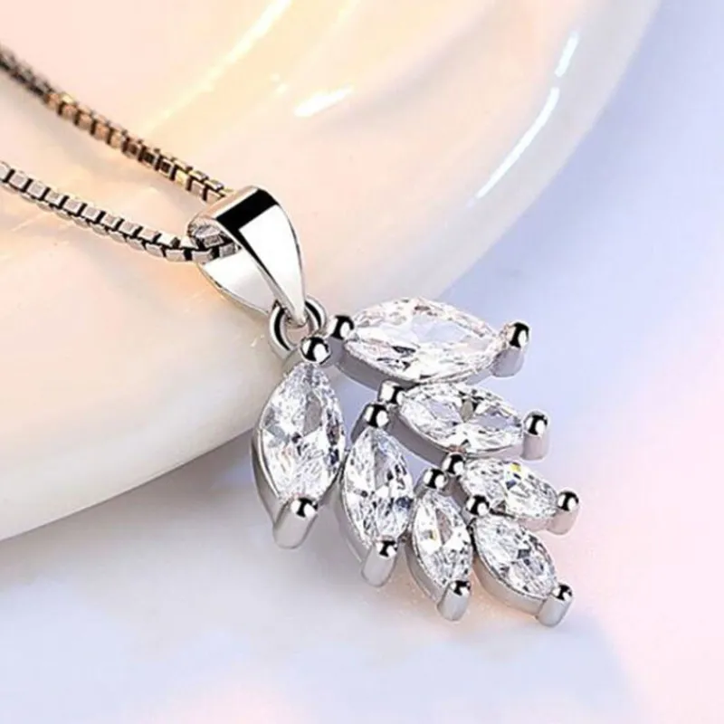 kta__silver_cubic_zirkon__3-2.webp Äkta 925 Silver Cubic Zirkon Ice Leaves Halsband<VSmycken Clearance
